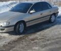 Бежевий Опель Омега, об'ємом двигуна 2 л та пробігом 150 тис. км за 3200 $, фото 1 на Automoto.ua