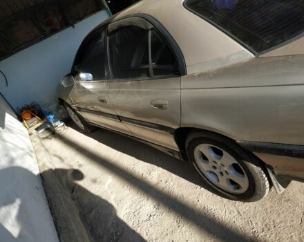 Бежевый Опель Омега, объемом двигателя 2 л и пробегом 500 тыс. км за 2800 $, фото 6 на Automoto.ua