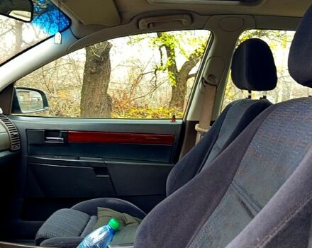 Бежевий Опель Омега, об'ємом двигуна 2 л та пробігом 450 тис. км за 3100 $, фото 6 на Automoto.ua