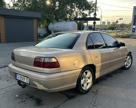 Опель Омега 2001 у Києві на Automoto.ua Бежевий Опель Омега, об'ємом двигуна 2.5 л та пробігом 487 тис. км за 2250 $, фото 3 на Automoto.ua