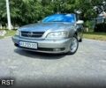 Бежевый Опель Омега, объемом двигателя 2.6 л и пробегом 263 тыс. км за 3300 $, фото 1 на Automoto.ua
