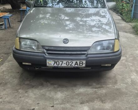 Бежевий Опель Омега, об'ємом двигуна 0 л та пробігом 400 тис. км за 1100 $, фото 1 на Automoto.ua