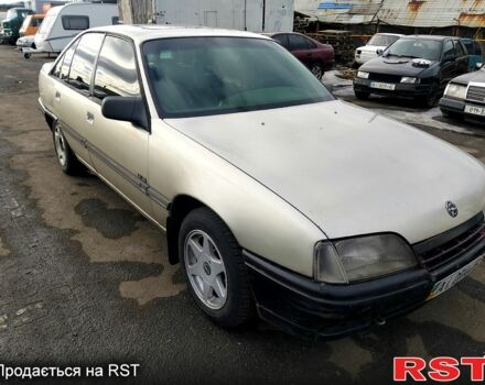 Бежевий Опель Омега, об'ємом двигуна 2 л та пробігом 215 тис. км за 550 $, фото 1 на Automoto.ua