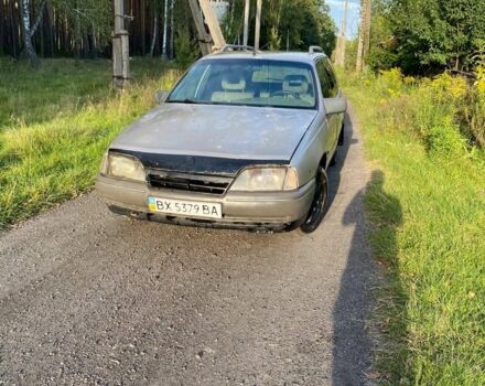 Бежевий Опель Омега, об'ємом двигуна 2 л та пробігом 3 тис. км за 600 $, фото 1 на Automoto.ua