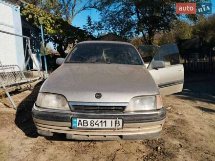 Опель Омега 1992 в Виннице на Automoto.ua Бежевый Опель Омега, объемом двигателя 2 л и пробегом 280 тыс. км за 1100 $, фото 1 на Automoto.ua