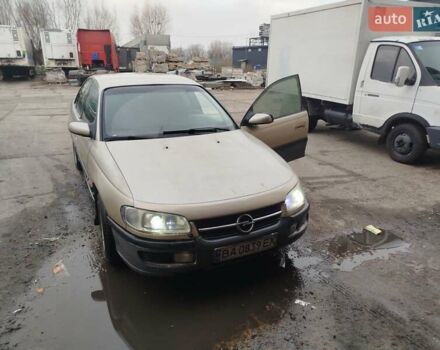 Бежевый Опель Омега, объемом двигателя 2 л и пробегом 350 тыс. км за 1600 $, фото 1 на Automoto.ua