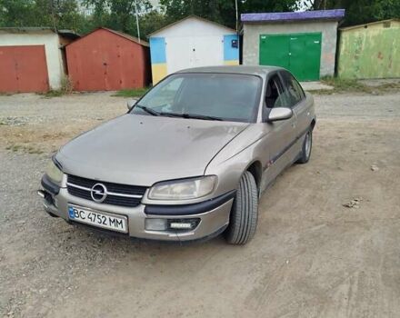 Бежевый Опель Омега, объемом двигателя 2 л и пробегом 250 тыс. км за 1400 $, фото 1 на Automoto.ua