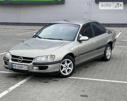 Бежевый Опель Омега, объемом двигателя 2.5 л и пробегом 238 тыс. км за 1300 $, фото 1 на Automoto.ua