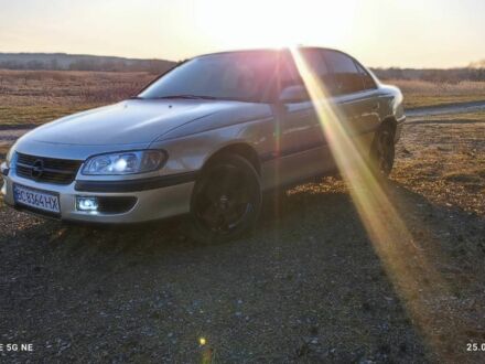 Бежевый Опель Омега, объемом двигателя 2 л и пробегом 362 тыс. км за 2450 $, фото 1 на Automoto.ua