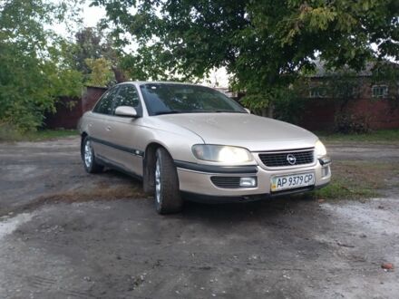 Бежевый Опель Омега, объемом двигателя 2 л и пробегом 300 тыс. км за 1650 $, фото 1 на Automoto.ua