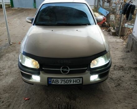 Бежевий Опель Омега, об'ємом двигуна 2 л та пробігом 500 тис. км за 2800 $, фото 1 на Automoto.ua