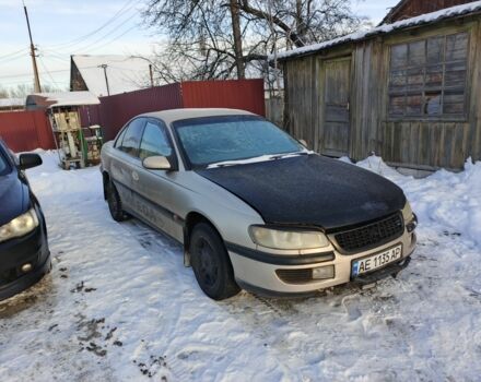 Бежевый Опель Омега, объемом двигателя 2 л и пробегом 111 тыс. км за 1400 $, фото 1 на Automoto.ua