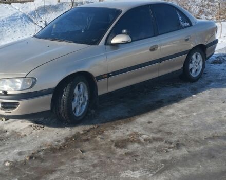 Бежевый Опель Омега, объемом двигателя 2 л и пробегом 150 тыс. км за 3200 $, фото 1 на Automoto.ua