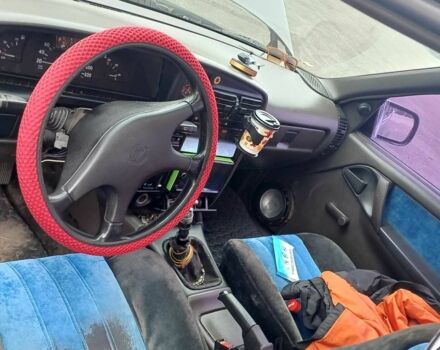 Чорний Опель Омега, об'ємом двигуна 2 л та пробігом 3 тис. км за 800 $, фото 2 на Automoto.ua