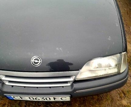 Черный Опель Омега, объемом двигателя 2 л и пробегом 100 тыс. км за 500 $, фото 2 на Automoto.ua