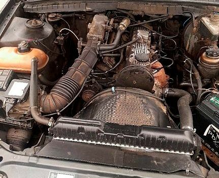 Черный Опель Омега, объемом двигателя 2 л и пробегом 100 тыс. км за 500 $, фото 3 на Automoto.ua