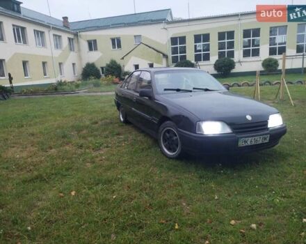 Чорний Опель Омега, об'ємом двигуна 2 л та пробігом 350 тис. км за 800 $, фото 7 на Automoto.ua