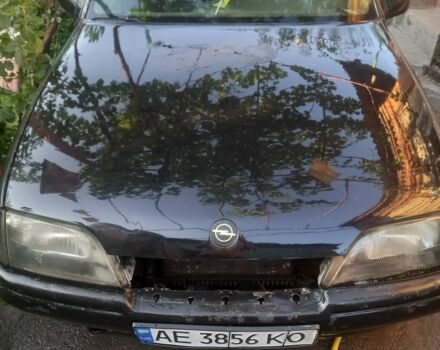 Опель Омега 1988 в Никополе на Automoto.ua Черный Опель Омега, объемом двигателя 2 л и пробегом 348 тыс. км за 837 $, фото 6 на Automoto.ua