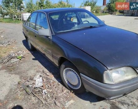 Чорний Опель Омега, об'ємом двигуна 2 л та пробігом 40 тис. км за 1100 $, фото 2 на Automoto.ua