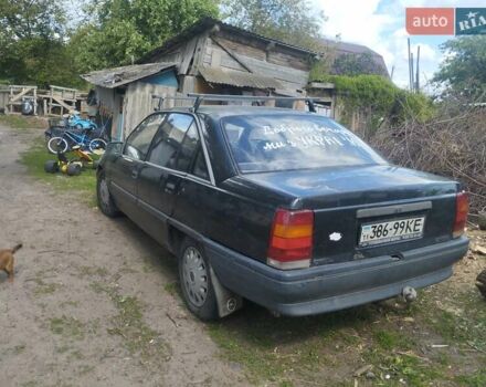 Черный Опель Омега, объемом двигателя 0 л и пробегом 380 тыс. км за 700 $, фото 3 на Automoto.ua