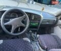 Черный Опель Омега, объемом двигателя 2.4 л и пробегом 344 тыс. км за 650 $, фото 1 на Automoto.ua