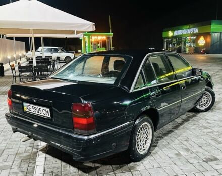 Черный Опель Омега, объемом двигателя 2 л и пробегом 290 тыс. км за 746 $, фото 3 на Automoto.ua