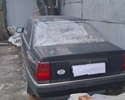 Чорний Опель Омега, об'ємом двигуна 2 л та пробігом 2 тис. км за 700 $, фото 1 на Automoto.ua