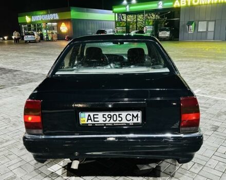 Черный Опель Омега, объемом двигателя 2 л и пробегом 290 тыс. км за 746 $, фото 5 на Automoto.ua