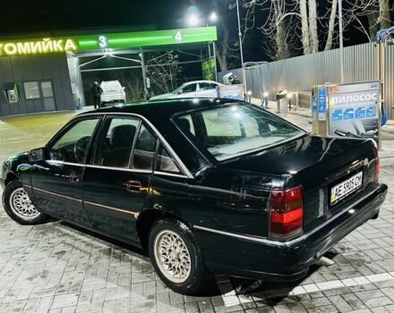 Черный Опель Омега, объемом двигателя 2 л и пробегом 290 тыс. км за 746 $, фото 10 на Automoto.ua
