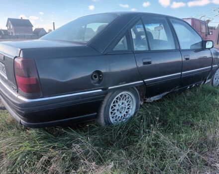 Опель Омега 1991 у Южне (Південне) на Automoto.ua Чорний Опель Омега, об'ємом двигуна 2.6 л та пробігом 400 тис. км за 600 $, фото 5 на Automoto.ua