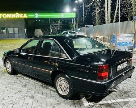 Черный Опель Омега, объемом двигателя 2 л и пробегом 290 тыс. км за 746 $, фото 4 на Automoto.ua