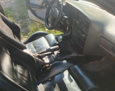 Черный Опель Омега, объемом двигателя 2 л и пробегом 1000 тыс. км за 1001 $, фото 8 на Automoto.ua