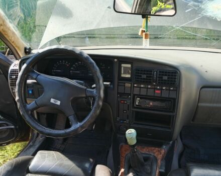 Черный Опель Омега, объемом двигателя 2 л и пробегом 1000 тыс. км за 1001 $, фото 4 на Automoto.ua