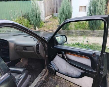 Черный Опель Омега, объемом двигателя 2 л и пробегом 1000 тыс. км за 1001 $, фото 6 на Automoto.ua