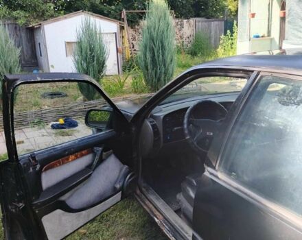 Черный Опель Омега, объемом двигателя 2 л и пробегом 1000 тыс. км за 1001 $, фото 9 на Automoto.ua