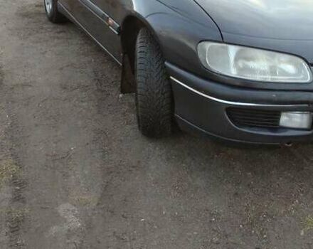 Черный Опель Омега, объемом двигателя 2.5 л и пробегом 300 тыс. км за 2900 $, фото 7 на Automoto.ua