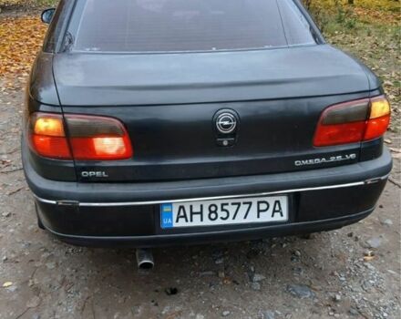 Чорний Опель Омега, об'ємом двигуна 2.5 л та пробігом 3 тис. км за 1750 $, фото 2 на Automoto.ua