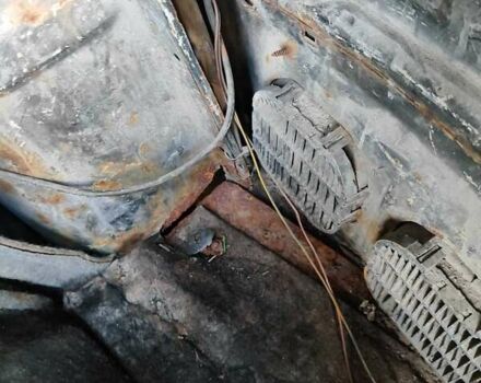 Черный Опель Омега, объемом двигателя 2.5 л и пробегом 999 тыс. км за 850 $, фото 2 на Automoto.ua