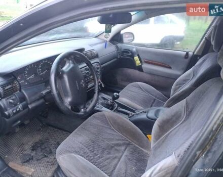 Чорний Опель Омега, об'ємом двигуна 2.5 л та пробігом 350 тис. км за 1650 $, фото 1 на Automoto.ua