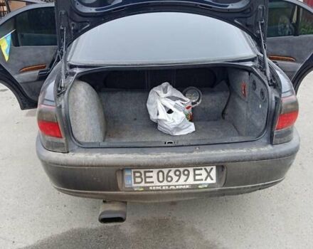 Черный Опель Омега, объемом двигателя 2.5 л и пробегом 328 тыс. км за 3000 $, фото 12 на Automoto.ua