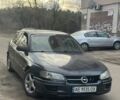 Черный Опель Омега, объемом двигателя 2 л и пробегом 333 тыс. км за 1550 $, фото 1 на Automoto.ua