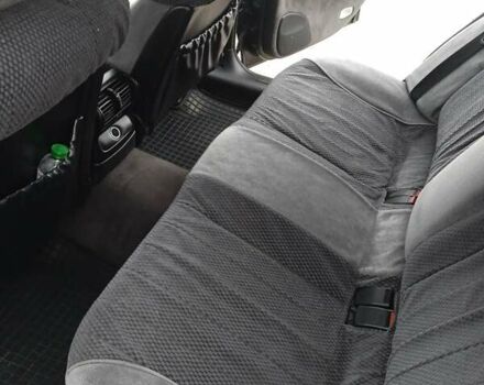 Черный Опель Омега, объемом двигателя 2.5 л и пробегом 328 тыс. км за 3000 $, фото 14 на Automoto.ua