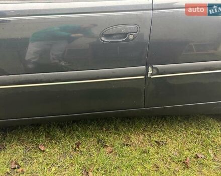 Черный Опель Омега, объемом двигателя 2.5 л и пробегом 274 тыс. км за 2000 $, фото 5 на Automoto.ua