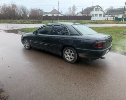 Черный Опель Омега, объемом двигателя 2 л и пробегом 300 тыс. км за 1500 $, фото 3 на Automoto.ua