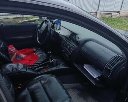 Черный Опель Омега, объемом двигателя 2 л и пробегом 3 тыс. км за 1300 $, фото 2 на Automoto.ua