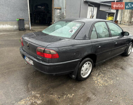 Черный Опель Омега, объемом двигателя 2 л и пробегом 380 тыс. км за 3800 $, фото 5 на Automoto.ua
