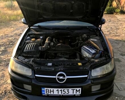 Черный Опель Омега, объемом двигателя 2 л и пробегом 450 тыс. км за 2700 $, фото 2 на Automoto.ua