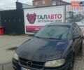 Черный Опель Омега, объемом двигателя 2 л и пробегом 222 тыс. км за 1700 $, фото 1 на Automoto.ua