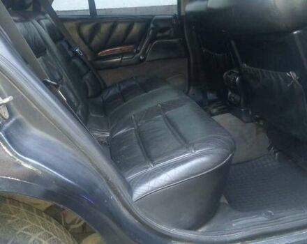 Черный Опель Омега, объемом двигателя 2.5 л и пробегом 357 тыс. км за 2650 $, фото 11 на Automoto.ua