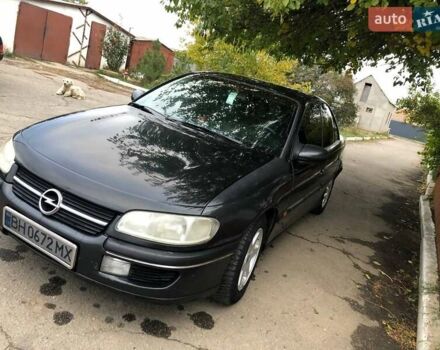 Черный Опель Омега, объемом двигателя 2.5 л и пробегом 155 тыс. км за 3000 $, фото 6 на Automoto.ua